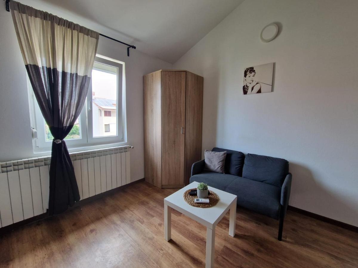 Apartments Luigi Умаг Экстерьер фото