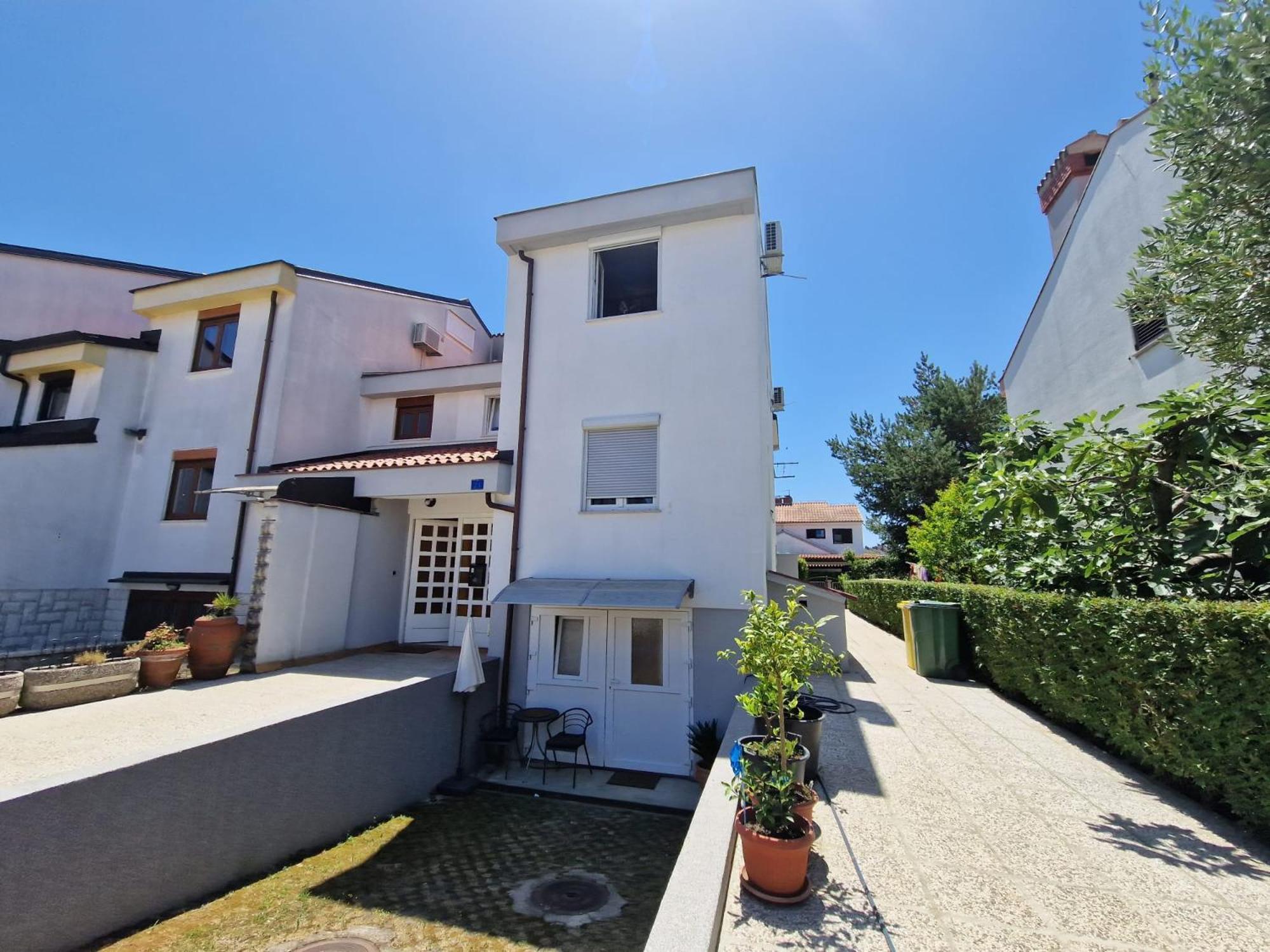 Apartments Luigi Умаг Экстерьер фото